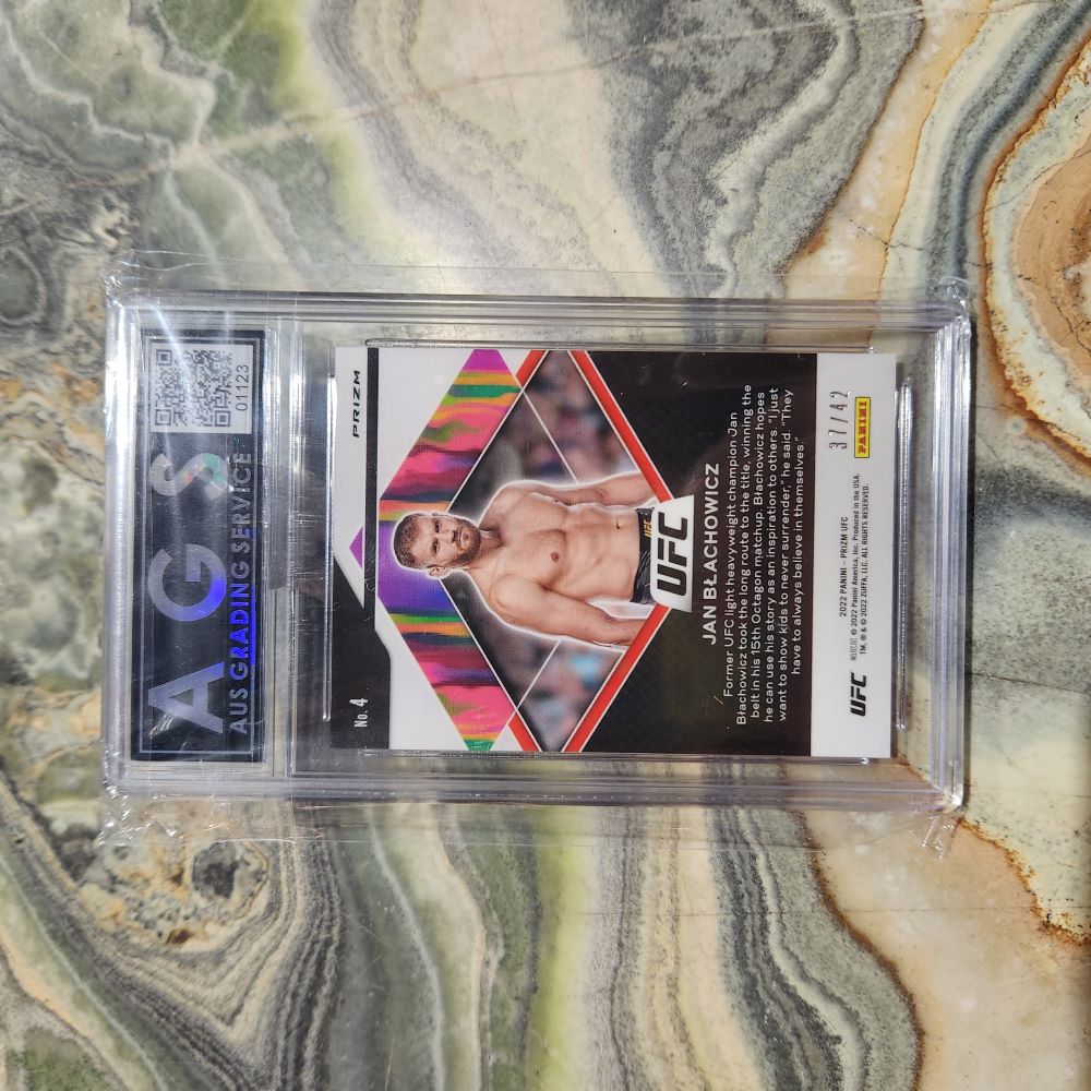 Graded Card - 2022 Panini Prisim UFC Fearless #4 Jan Balchowicz (37/42)
