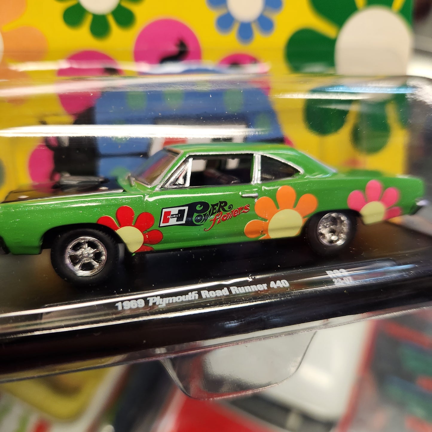 M2 Machines - 1969 Plymouth Road Runner 440 - 'Flower Power'