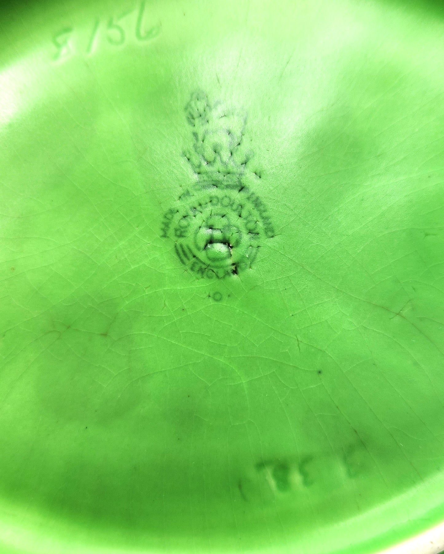 Royal Doulton - Oval Green Dish #8156 - 24cm