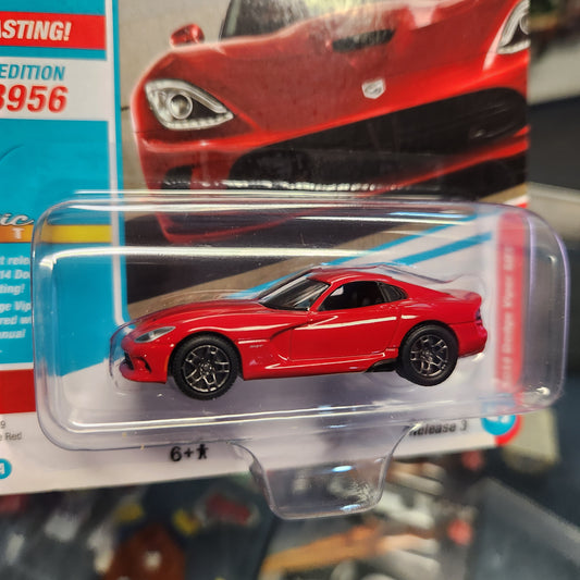 Johnny Lightning - 2022 Classic Gold R3 Ver A - 2014 Dodge Viper SRT - Adrenaline Red