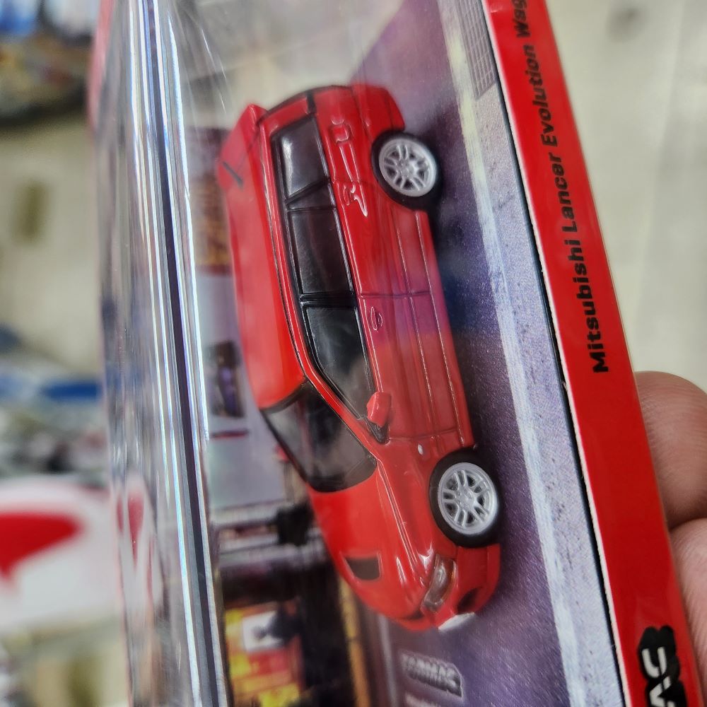Tarmac Works - Mitsubishi Lancer Evolution Wagon - Red