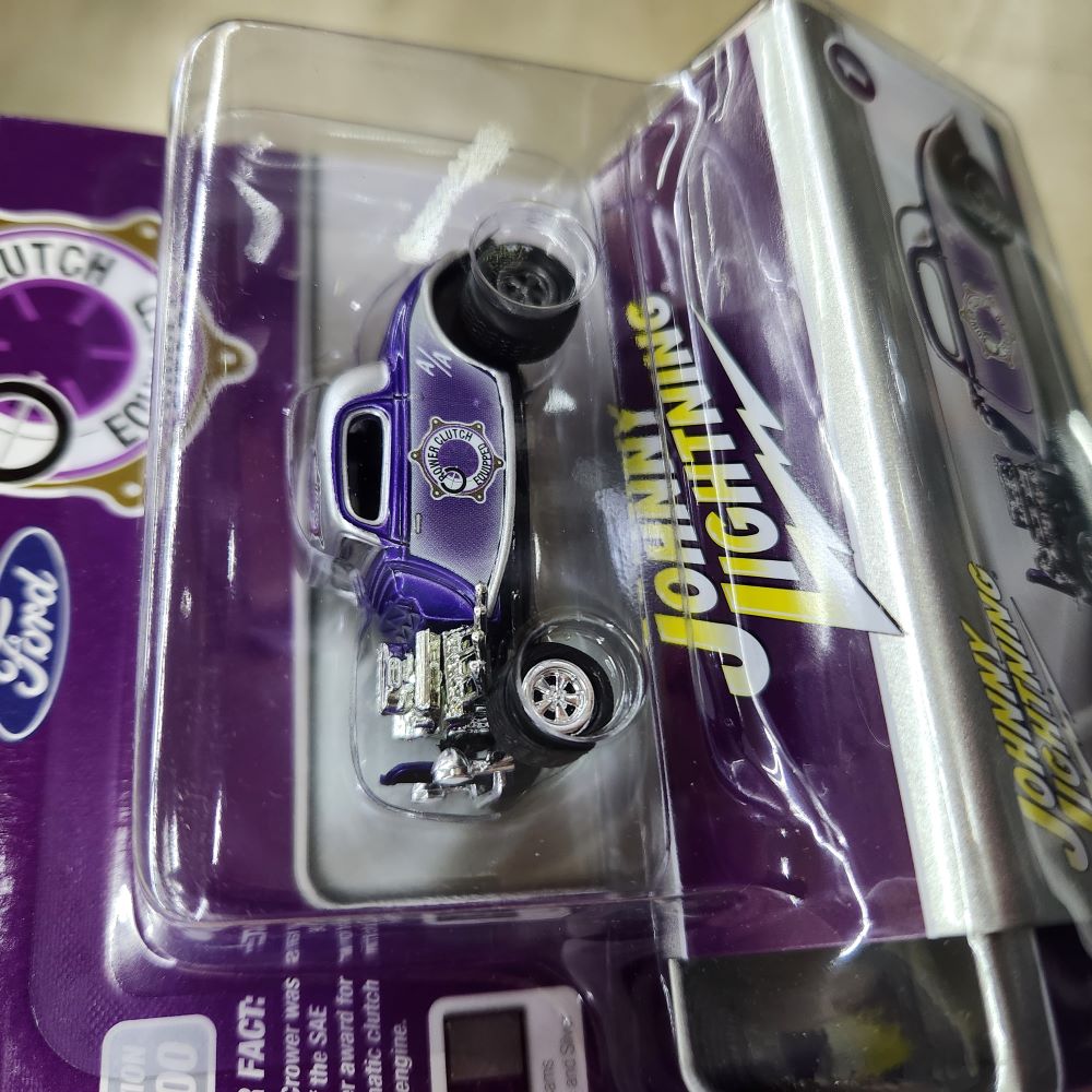 Johnny Lightning - 2023 Collector Tin R3 Vers. B - Crower Cams 1934 Ford Coupe