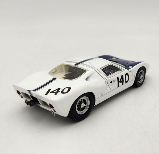 Bizarre - Ford GT40 #140 Nurburgring (White / Blue) - 1:43 Scale