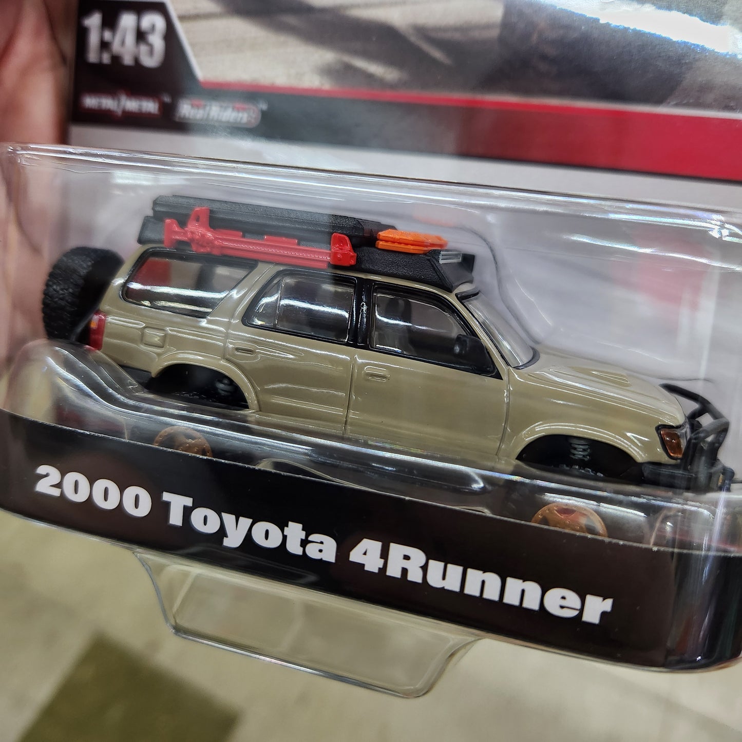 Hot Wheels Premium - 2000 Toyota 4Runner - 1:43 Scale