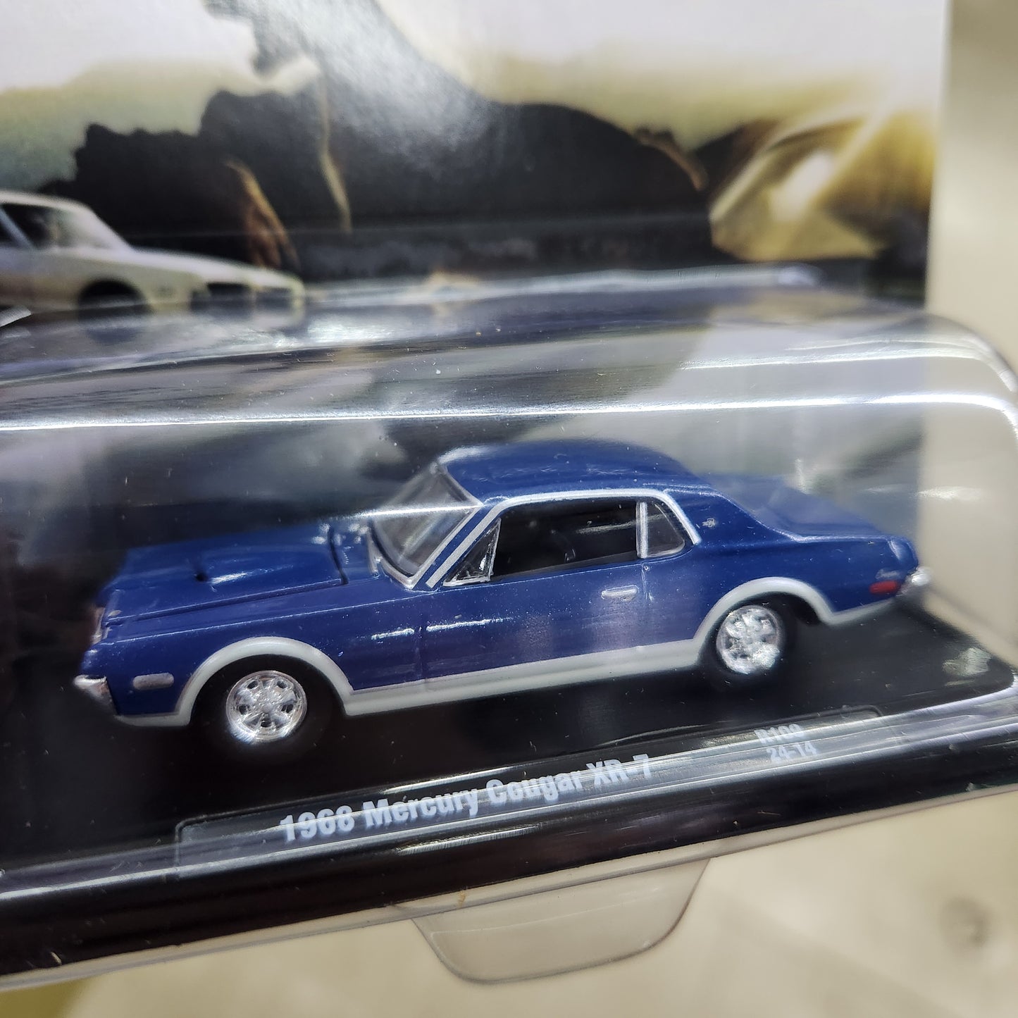 M2 Machines - 'Auto Drivers' Mix 109 - 1968 Mercury Cougar XR-7