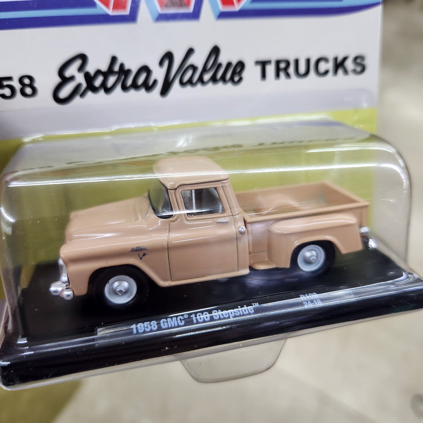 M2 Machines - 'Auto Drivers' Mix 109 - 1958 GMC 100 Stepside