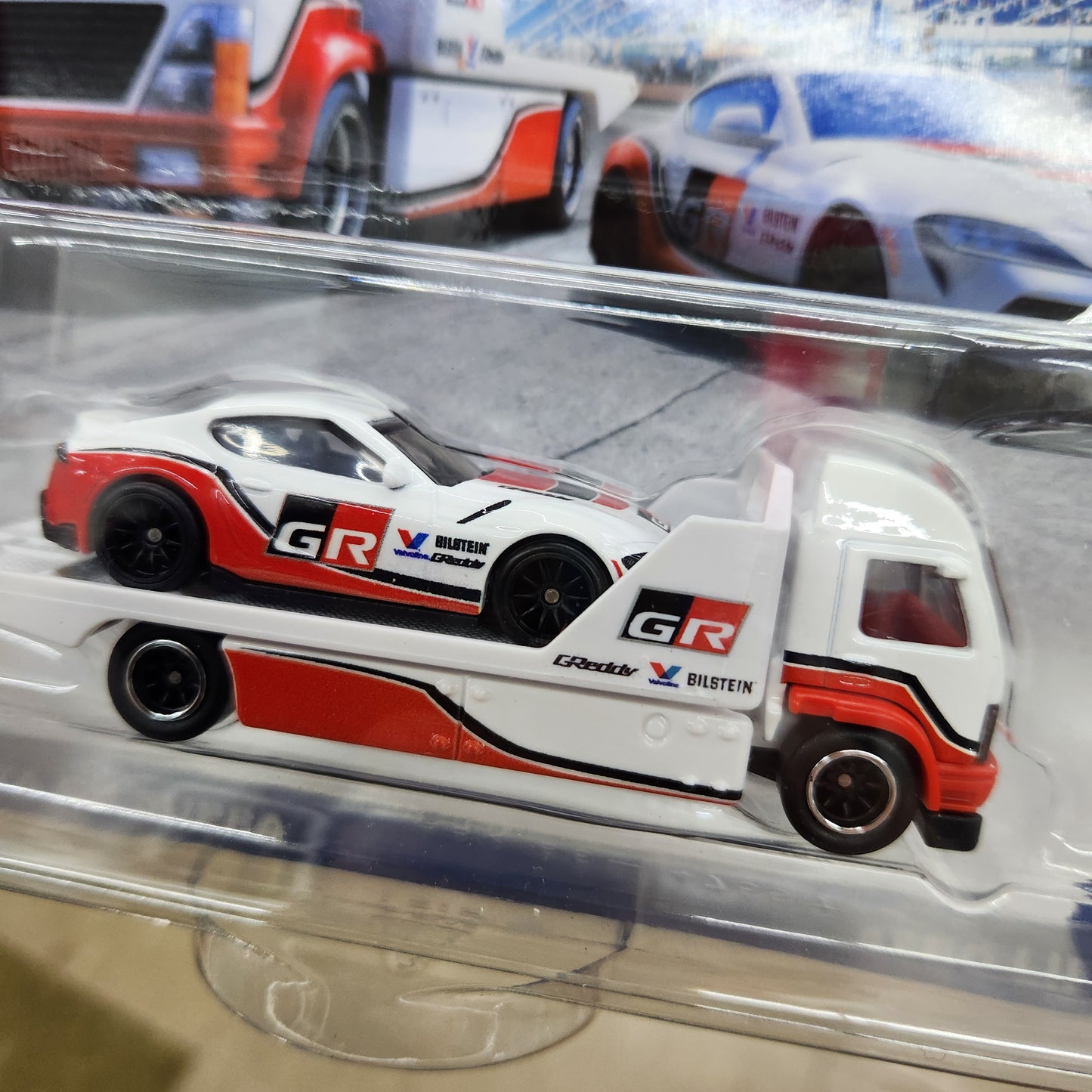 Hot Wheels - Team Transport - '21 Toyota GR Supra/Aero Lift