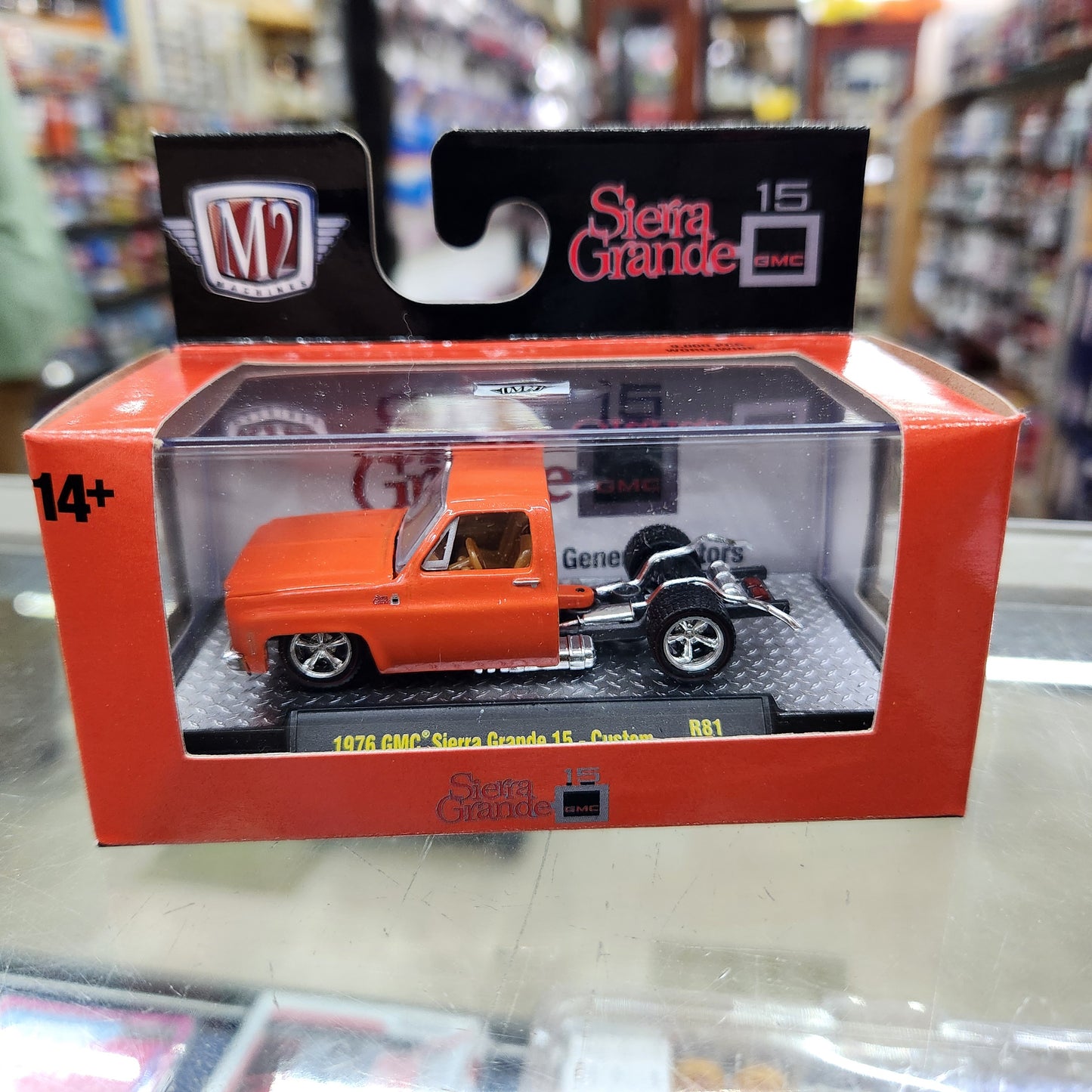 M2 Machines - 'Auto-Meets' Mix 81 - 1976 GMC Sierra Grande 15 - Custom