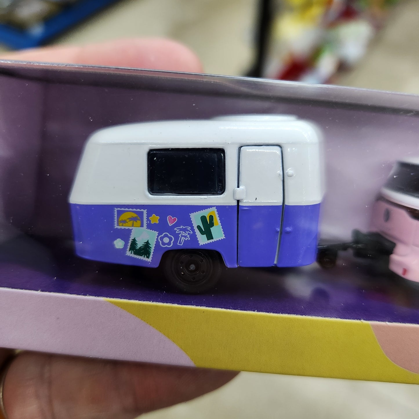 Majorette - Pink Drivez - Volkswagen ID Buzz + Eriba Puck Caravan