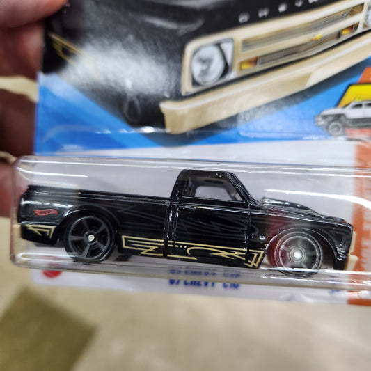 Hot Wheels - '67 Chevy C10 (Black) - Long Card