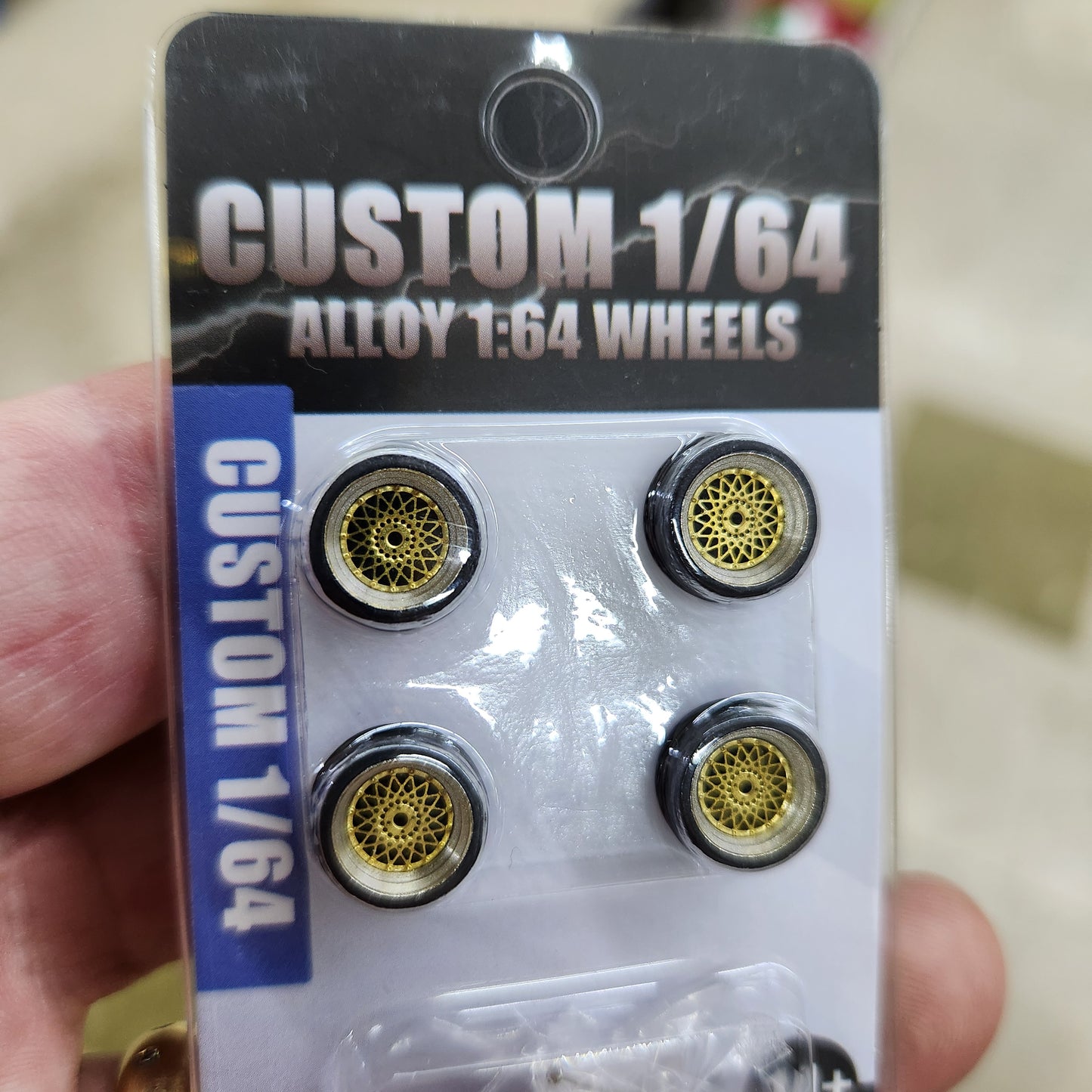 Custom Alloy Wheels - Set 4 with Axles - 1:64 Scale (N001)