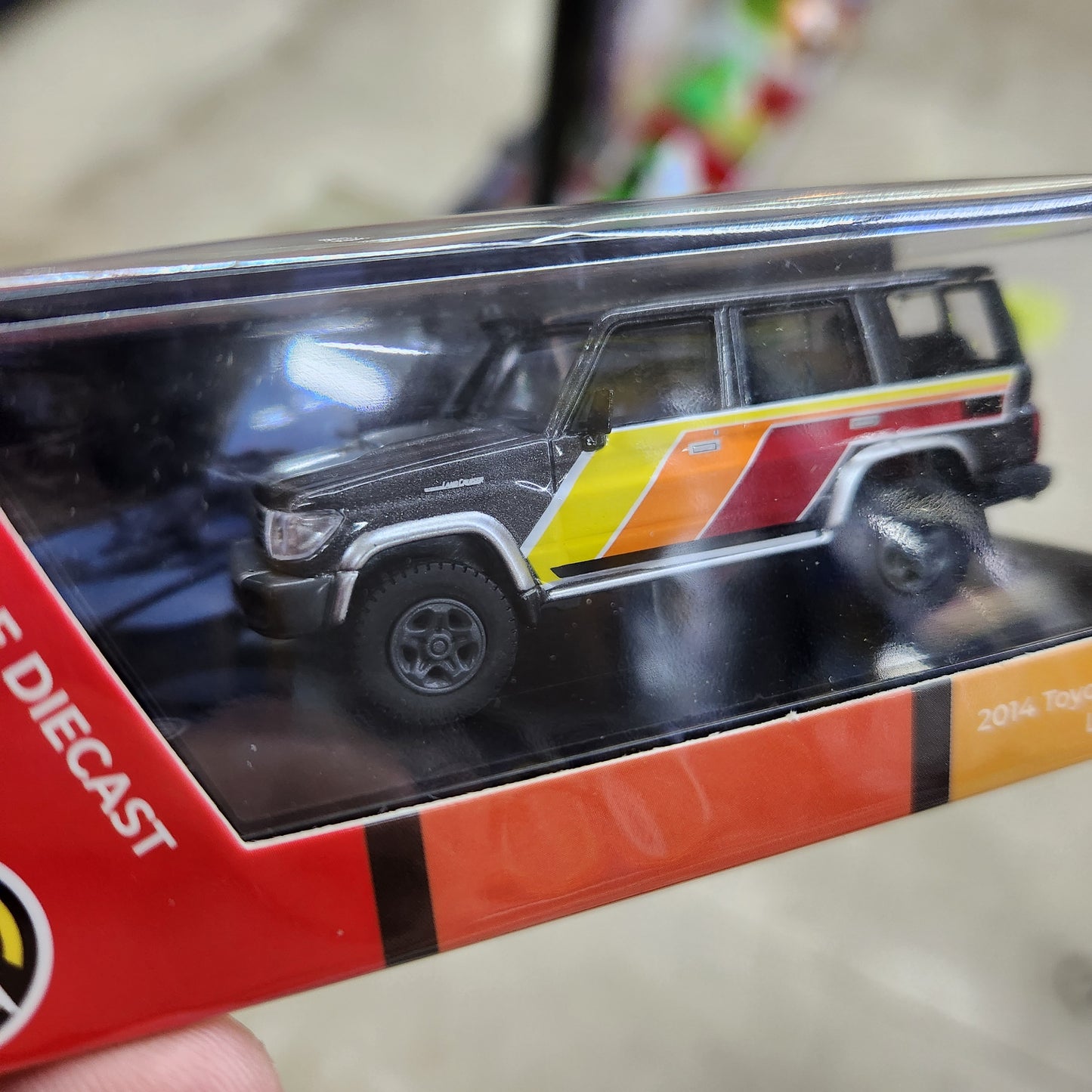 Para64 - 2014 Toyota Land Cruiser LC76 'TRD Livery' - 1:64 Scale
