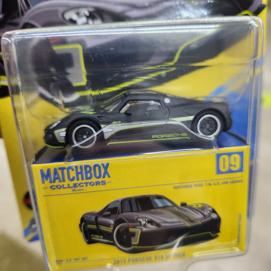 Matchbox Collector Series - 2015 Porsche 918 Spyder - 1:64 Scale