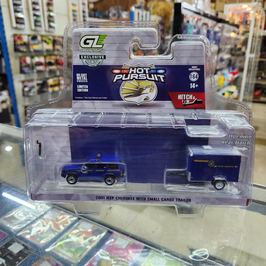 Greenlight - Hot Pursuit 'Hitch & Tow' Series 1 - 2001 Jeep Cherokee with Cargo Trailer - New York State Police - 1:64 Scale