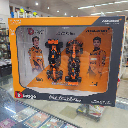 Bburago - 2024 McLaren MCL38 F1 (2 Car Gift Pack) - 1:43 Scale