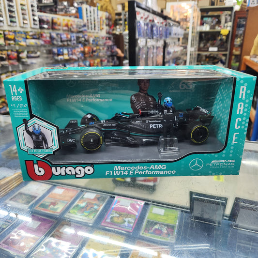 Bburago - 2023 Mercedes-AMG F1 W14 - With #63 George Russell Figurine - 1:24 Scale