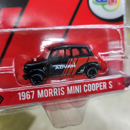 Greenlight - 1967 Morris Mini Cooper S 'Advan' - 1:64 Scale