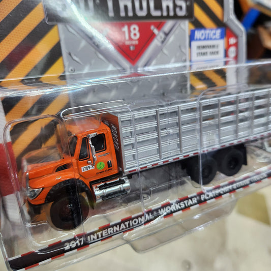 Greenlight - SD Trucks - 2022 International Workstar Platform Truck - 1:64 Scale