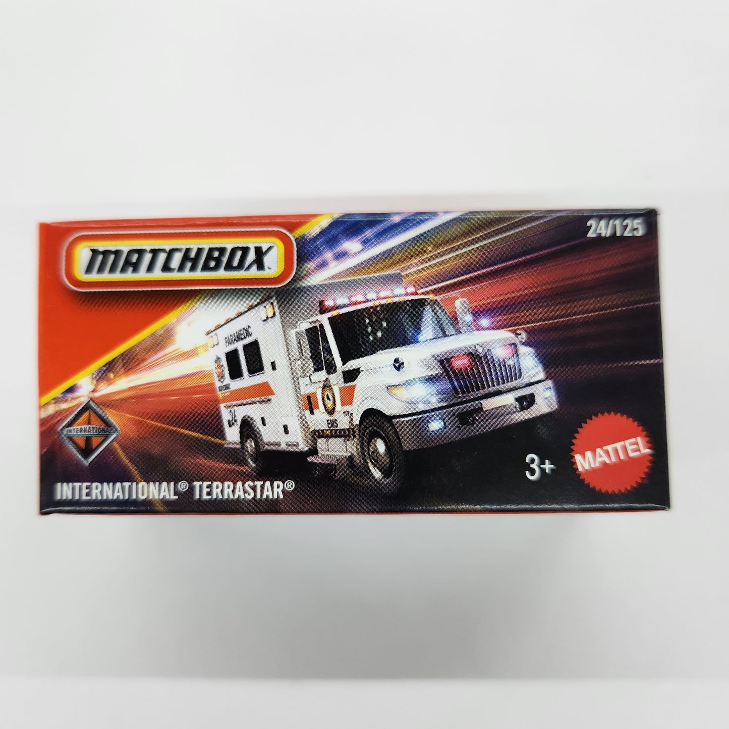 Matchbox - 2025 Power Grabs - International Terrastar Ambulance - 1:64 Scale