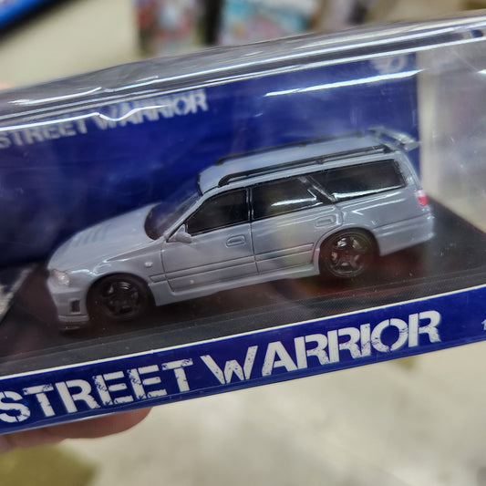 Street Weapon - Nissan Stagea (R34) Naduo Grey - 1:64 Scale