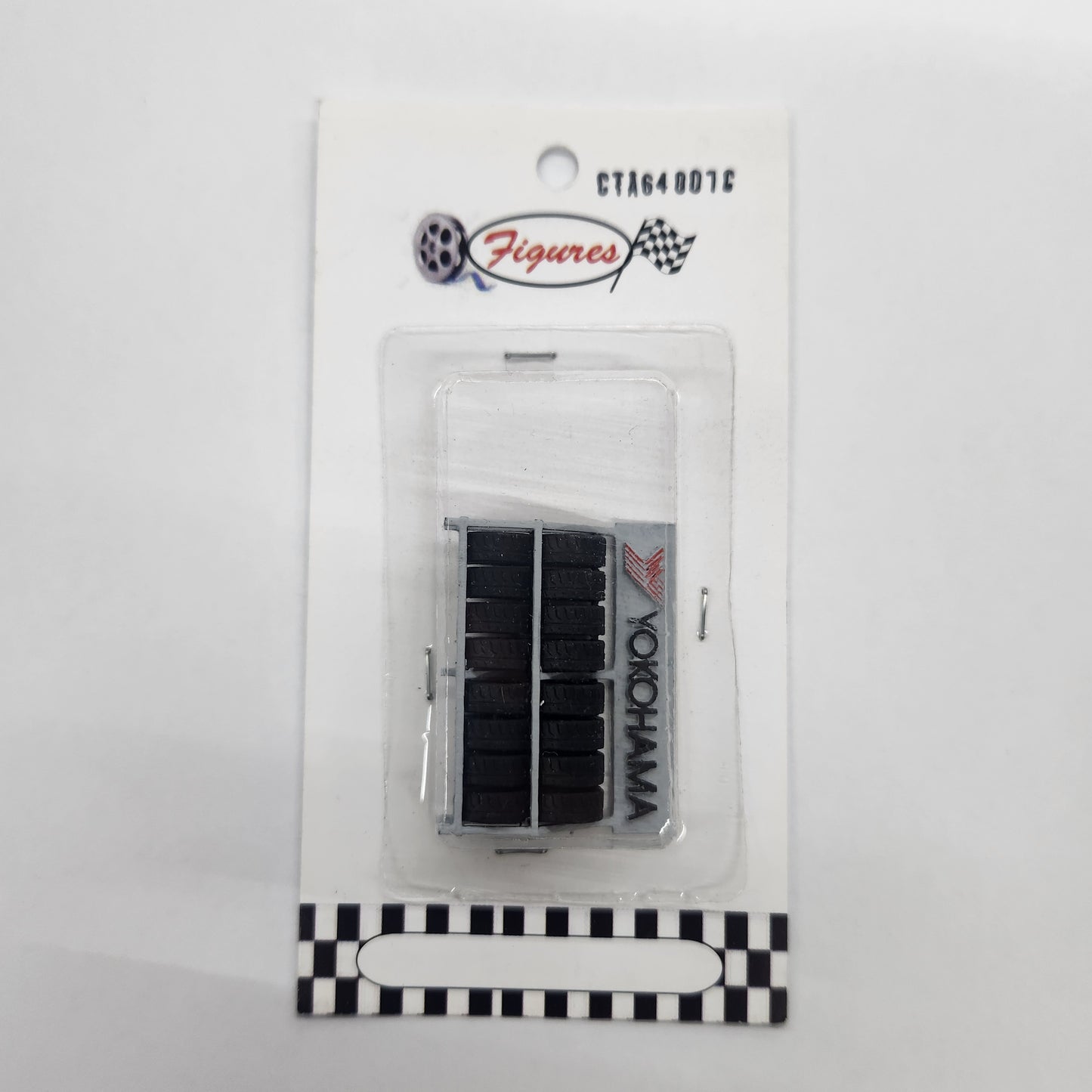 Cartrix - Shelf with Tires 'Yokohama' - 1:64 Scale