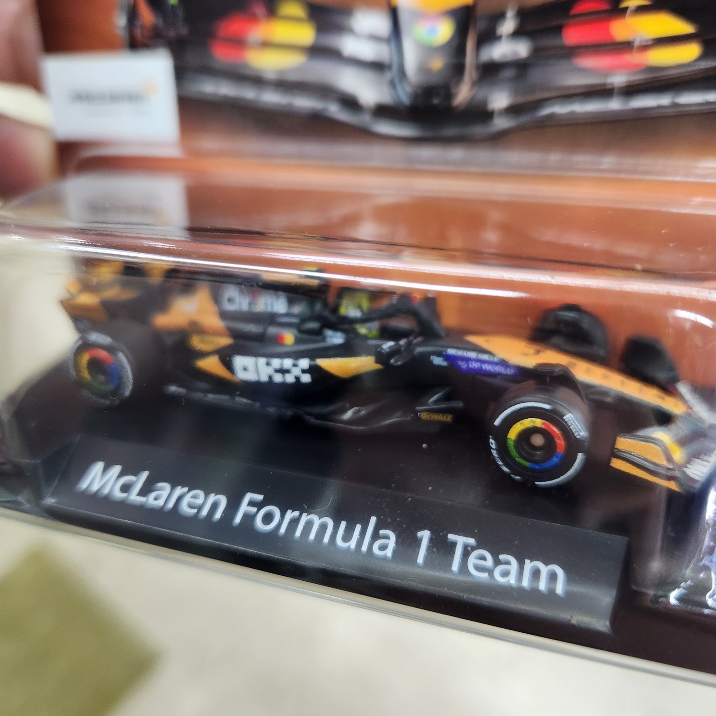 Hot Wheels Premium - 2024 Formula 1 McLaren Formula 1 Team - #4 Lando Norris