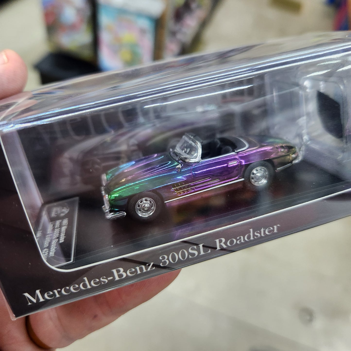 YS Models - 1957 Mercedes-Benz 300SL Roadster (Chameleon) - 1:64 Scale