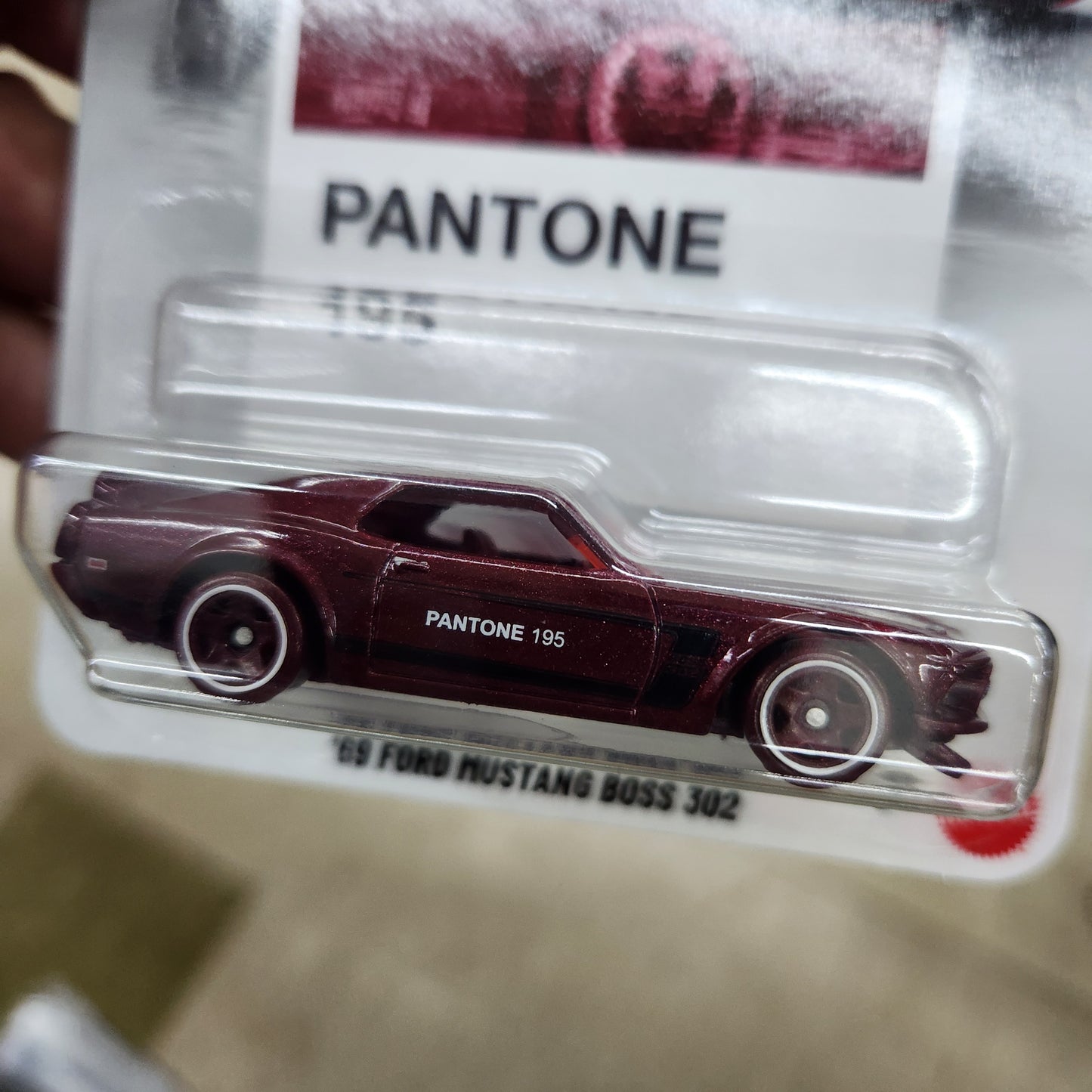 Hot Wheels Silver Series - Pantone (2026) (Mix 1) - '69 Ford Mustang Boss 302