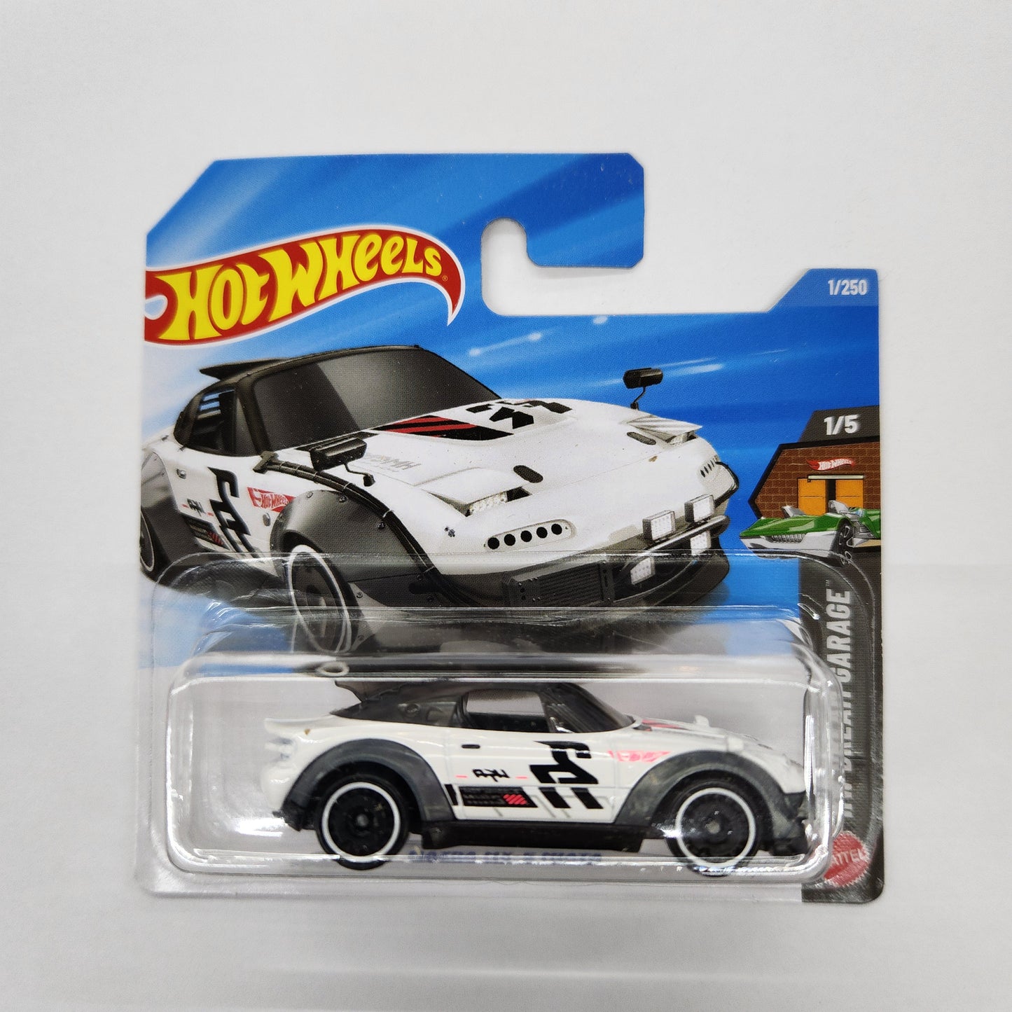 Hot Wheels - Mazda MX-5 Miata (Pink & Grey) - Short Card