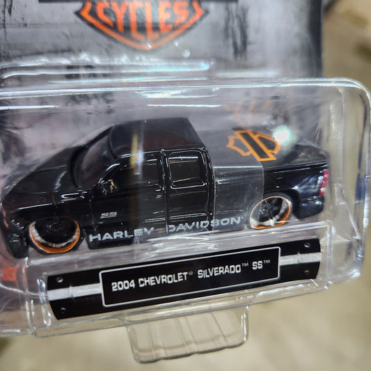 Maisto - 'Harley Davidson' 2004 Chevrolet Silverado SS Pickup (Black)