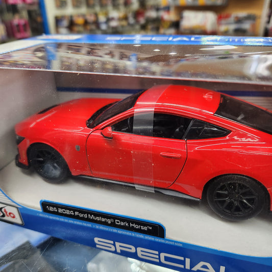 Maisto - 2024 Ford Mustang Dark Horse (Red) - 1:24 Scale
