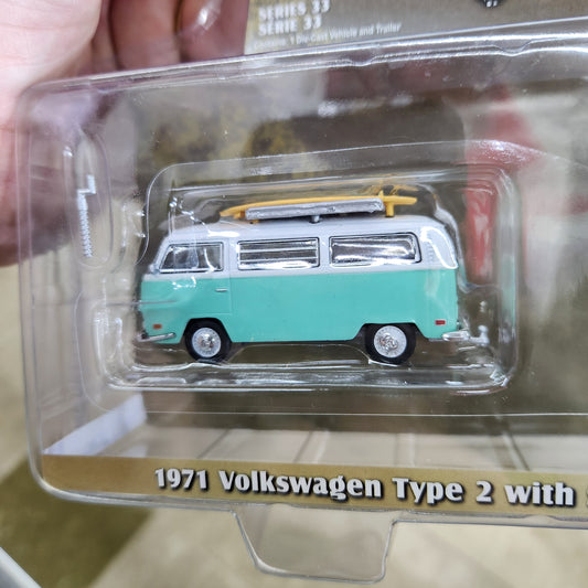 Greenlight - 'Hitch & Tow' Series 33 - 1971 VW Type 2 with Surfboards & Teardrop Trailer