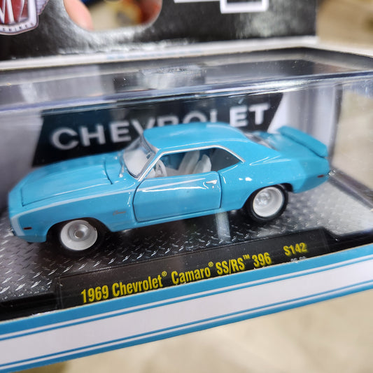 M2 Machines - 'Auto-Thentics' Mix 142 - 1969 Chevrolet Camaro SS/RS 396