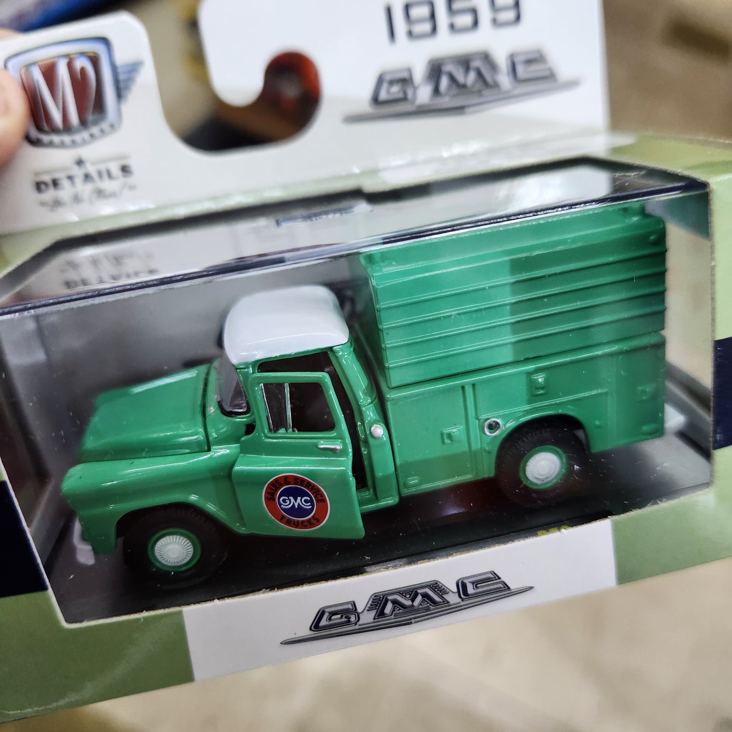 M2 Machines - 'Auto-Thentics Mix 70 - 1959 GMC Fleet Option Truck
