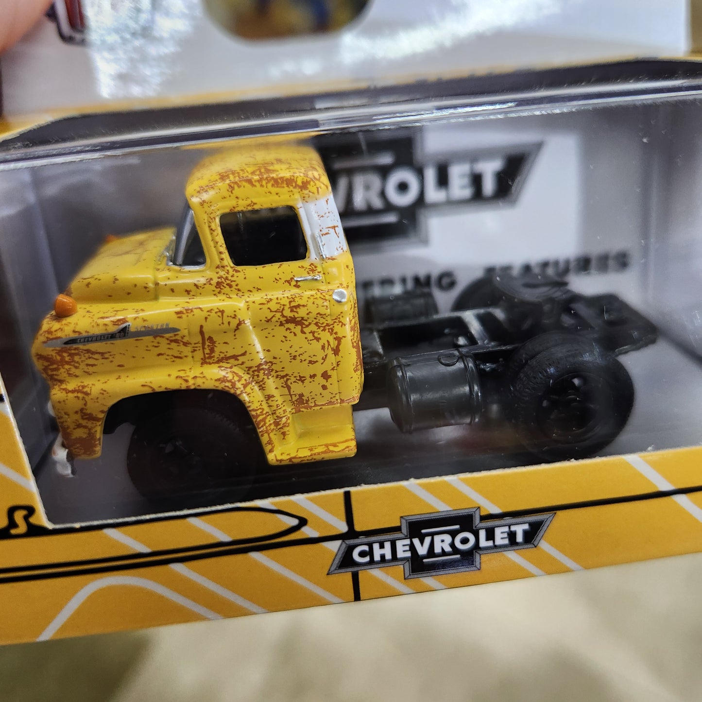 M2 Machines - 'Detroit Muscle' Mix 93 - 1958 Chevrolet LCF Spartan 60