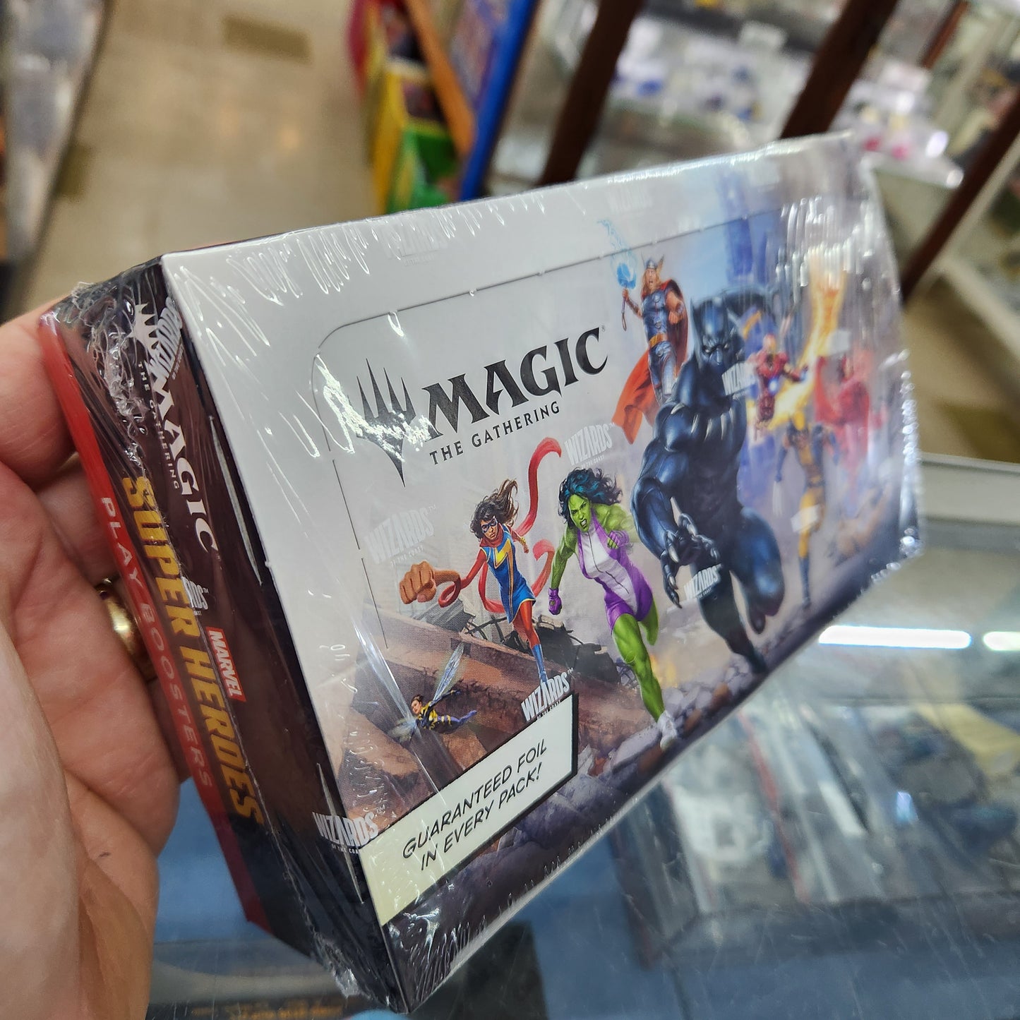 Magic: The Gathering - Marvel Super Heroes - Play Booster (Sealed Box)