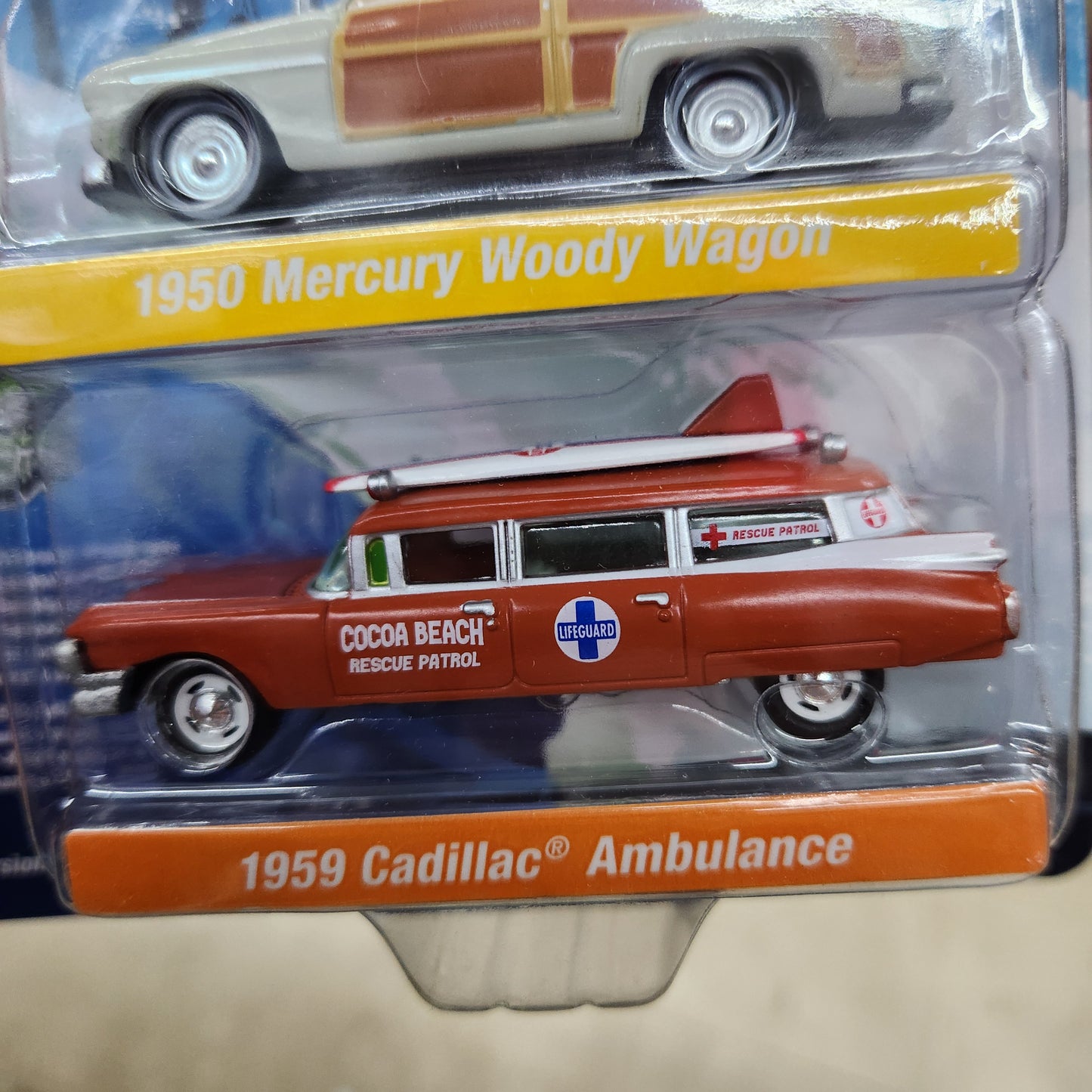 Johnny Lightning - Surf Rods R2 Ver B - 1950 Mercury Woody & 1959 Cadillac Ambulance