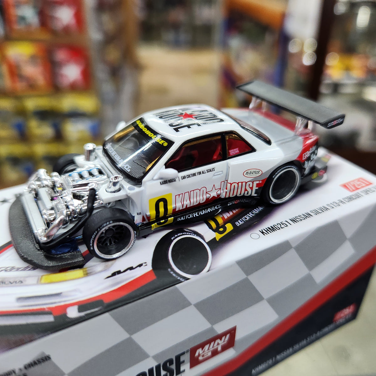MiniGT - Nissan Silvia (S13-R) Circuit Spec V1 - 1:64 Scale