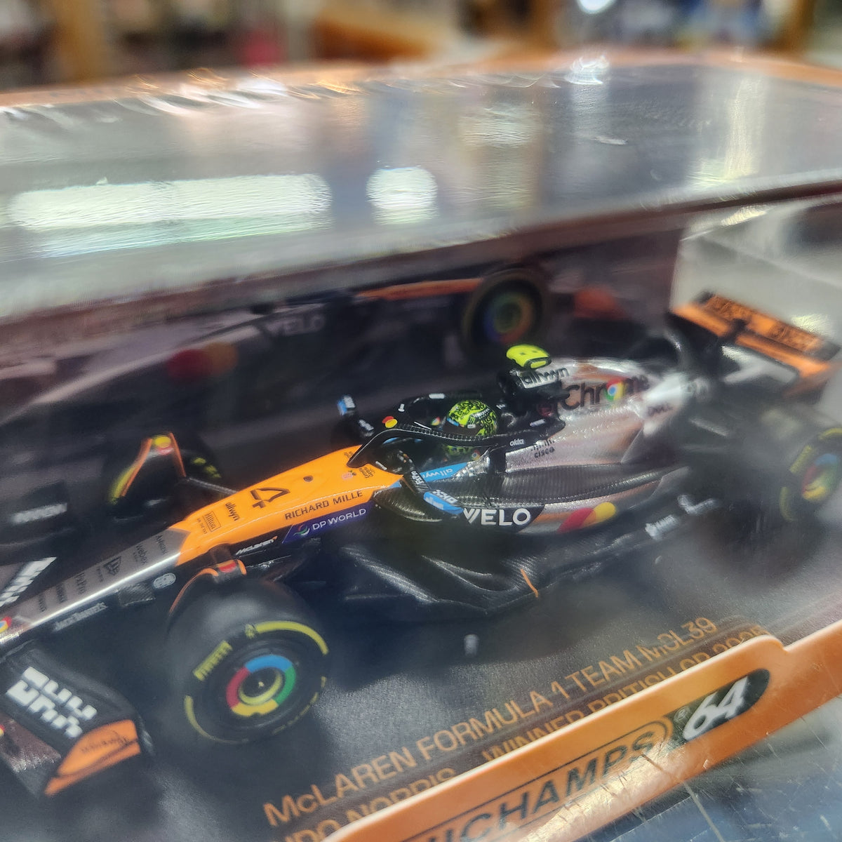 Minichamps - McLaren Formula 1 Team (MCL39) 2025 British GP Winner - #4 Lando Norris -1:64 Scale