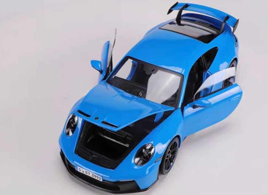 Maisto - Premiere Edition - 2022 Porsche 911 GT3 (Shark Blue) - 1:18 Scale