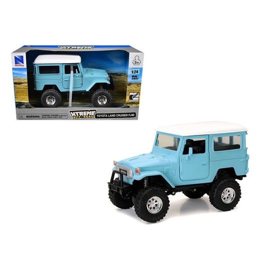 New Ray - Toyota Land Cruiser FJ40 Light Top "Xtreme Off-Road" Series - 1:24 Scale