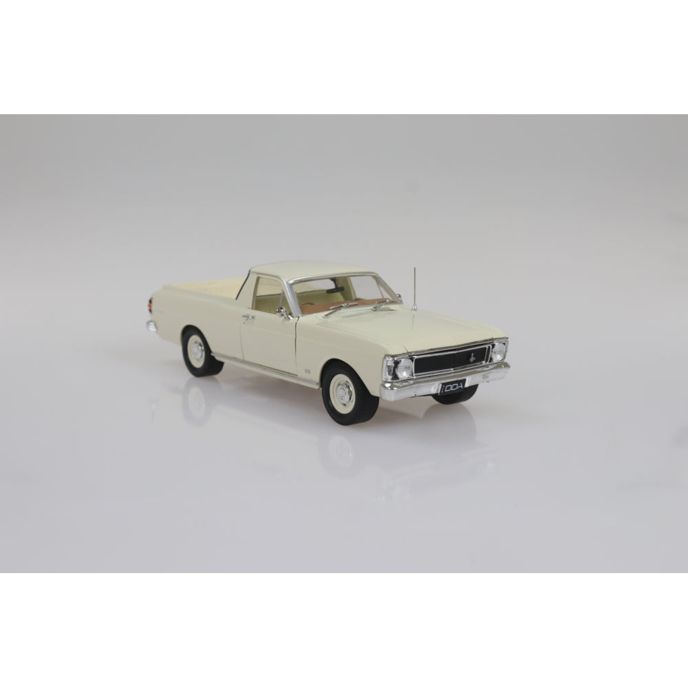 DDA - Ford 1969 XW Falcon Ute (White) - 1:24 Scale