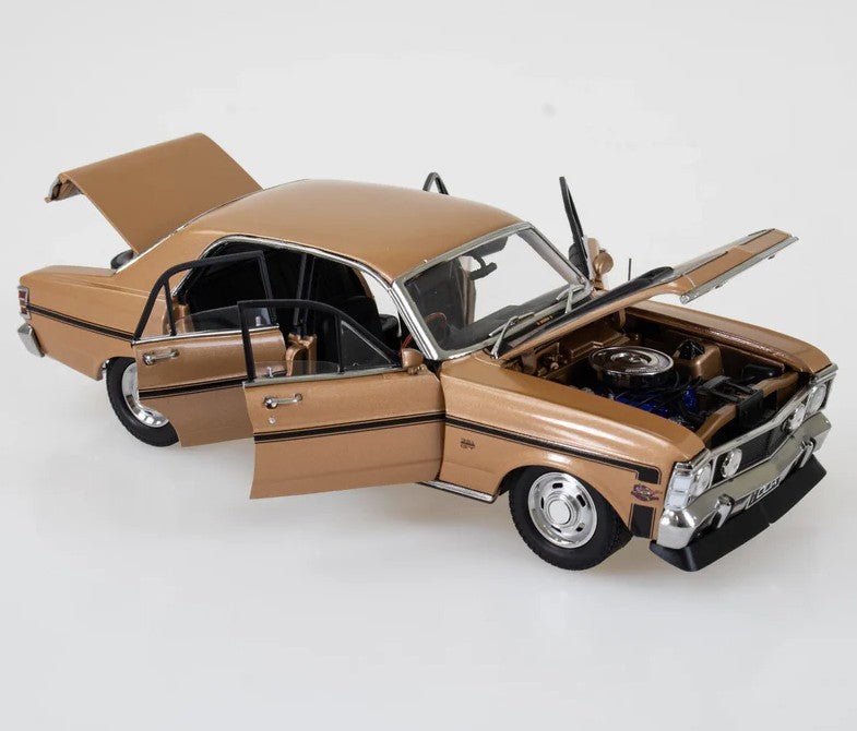DDA - Ford XW GTHO (Gold) - 1:24 Scale