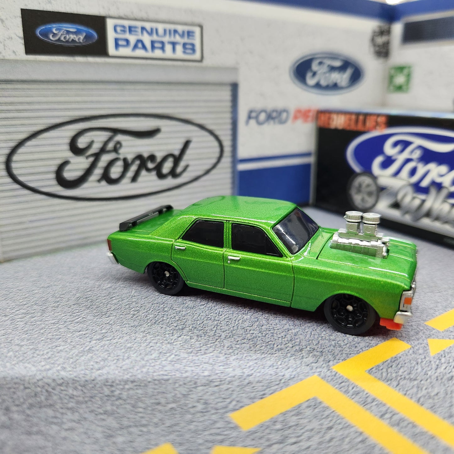 Oz Wheels - RedBellies (R1) - Ford XY Falcon Sedan 'Blown' (Green) - 1:64 Scale