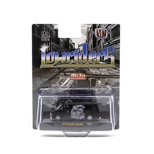 M2 Machines - 1971 Chevrolet 'Lowriders' Van G10 - 1:64 Scale
