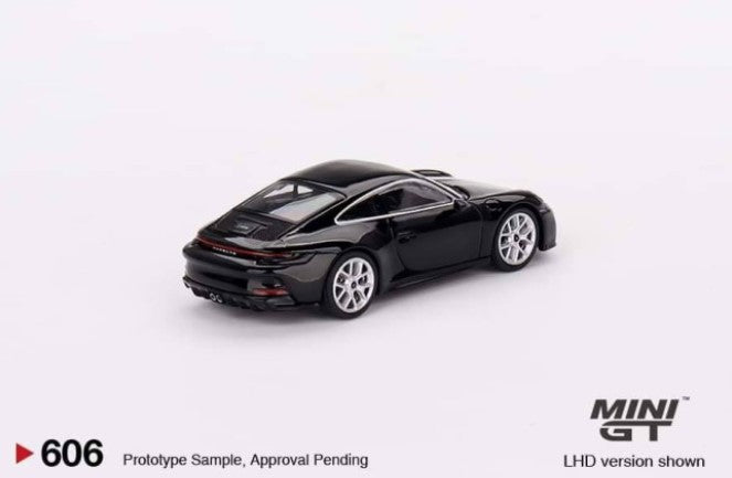 MiniGT - Porsche 911 (992) GT3 Touring (Black)