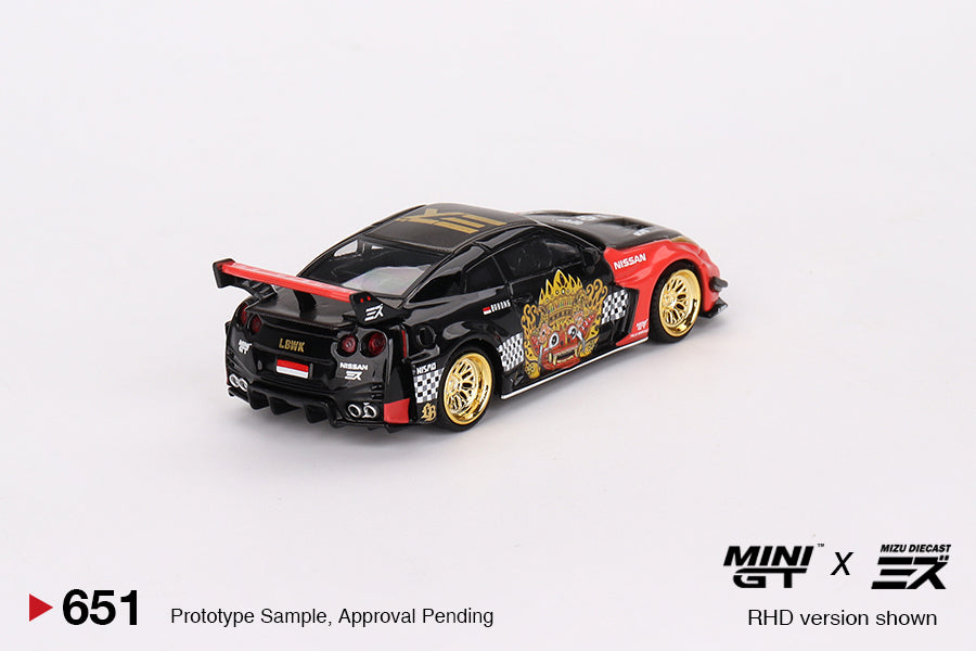 MiniGT - LB-Silhouette Works GT Nissan 35GT-RR Mizu x 'Barong'