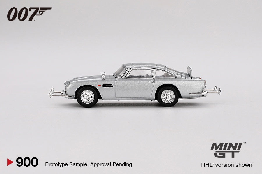 MiniGT - Aston Martin DB5 'Goldfinger' 007 James Bond Series (Japanese Card) -1:64 Scale