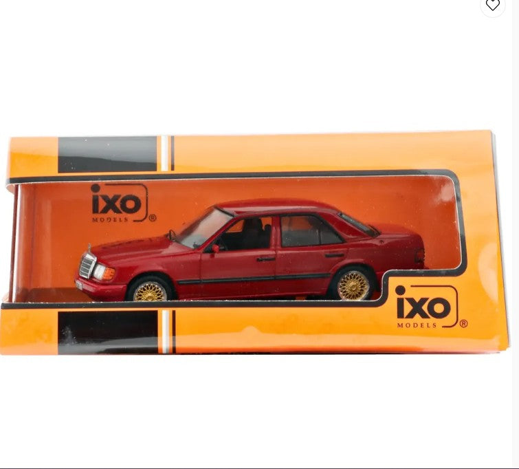 IXO - 1984 Mercedes-Benz 300E (W124) Red - 1:43 Scale – Relove