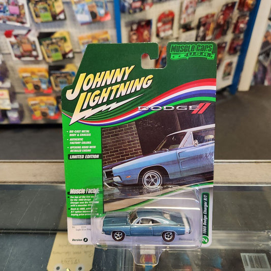Johnny Lightning - 2022 Muscle Cars USA R2 Ver A - 1969 Dodge Charger R/T